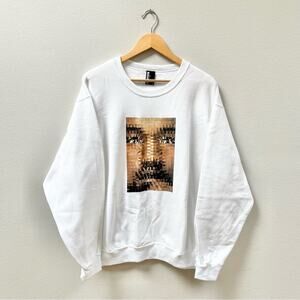 Chrystie NYC Pixel Kanye Graphic White Crewneck Sweatshirt Men's Large $108